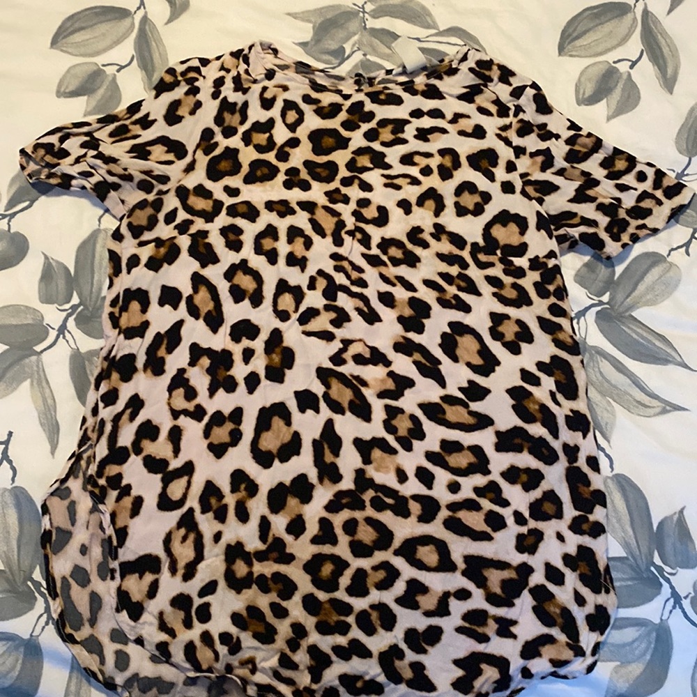 Animal print tee